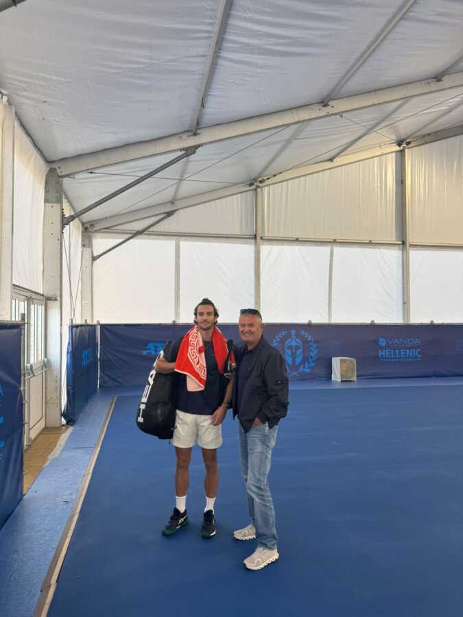 Mykonos tennis - Nikos Revithis