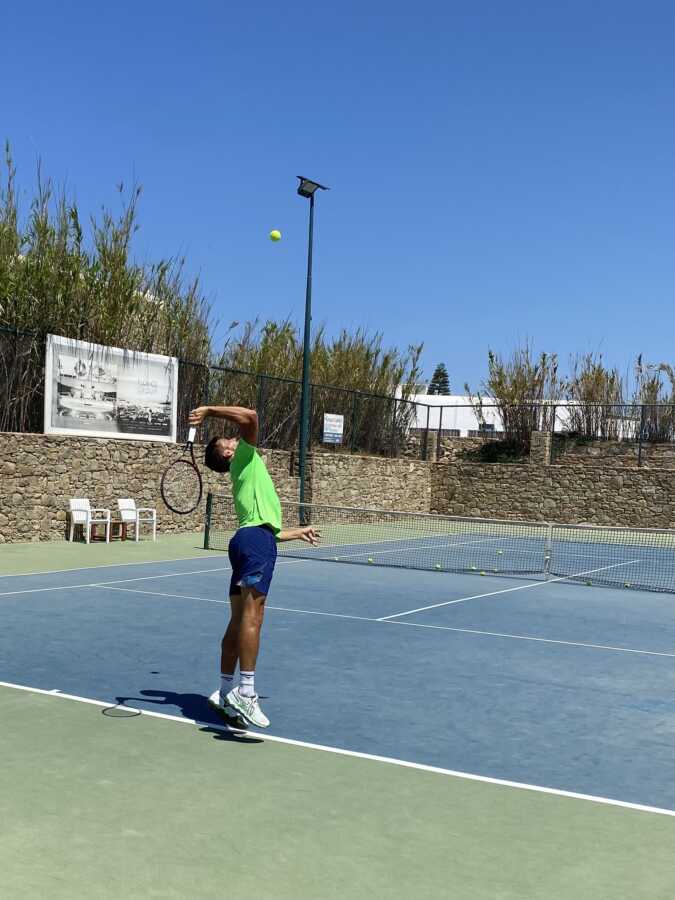 Mykonos tennis School
